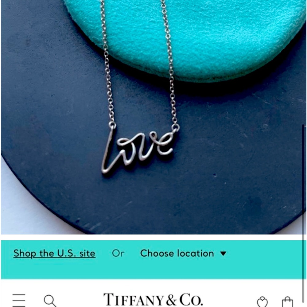 I’m looking for this exact same necklace and I’m really looking for it.